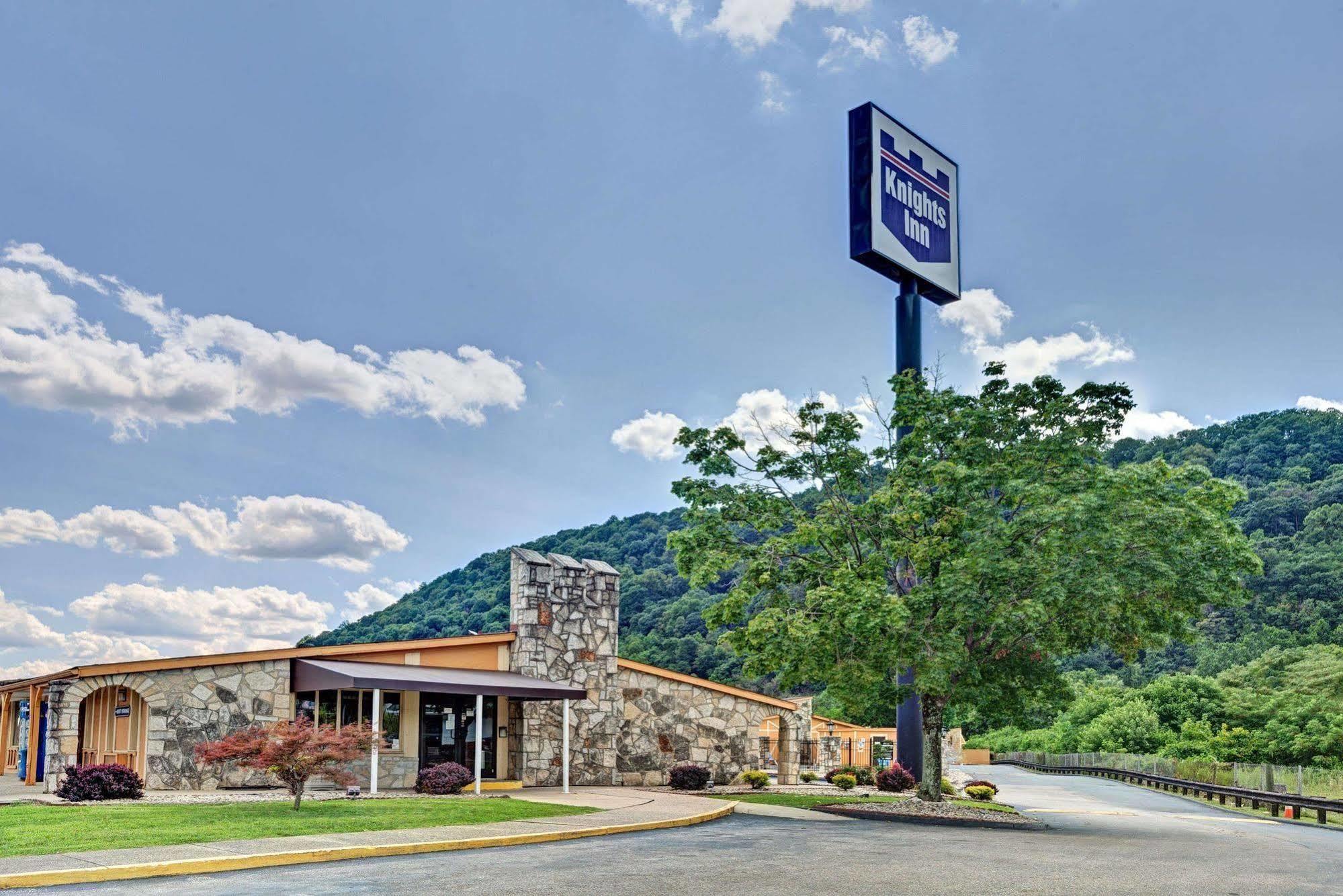 Knights Inn Charleston West Virginia Ngoại thất bức ảnh