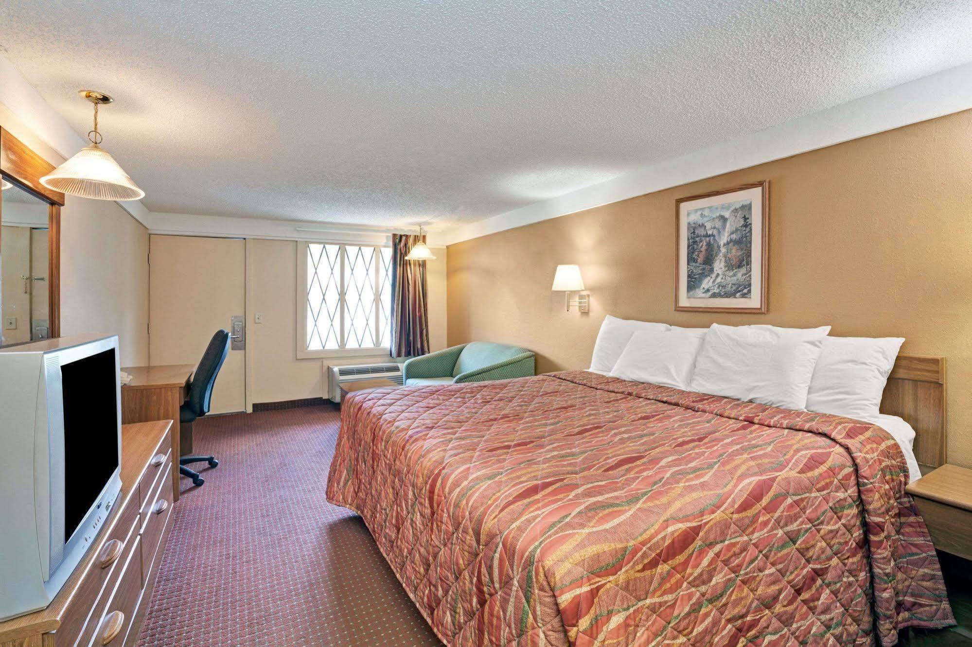 Knights Inn Charleston West Virginia Ngoại thất bức ảnh
